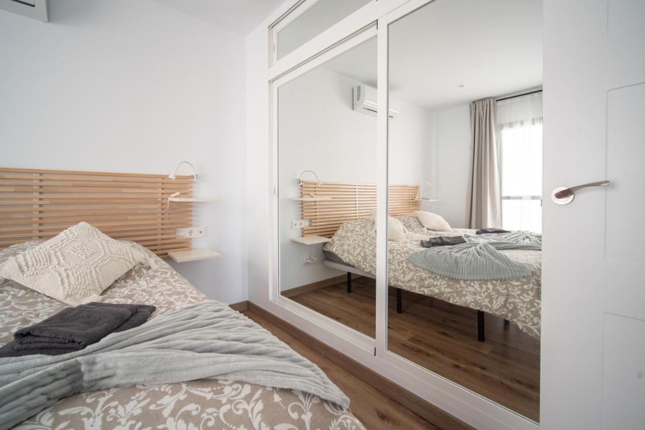 Freshly Renovated, Modern Penthouse Pueblo Evita! Appartement Benalmádena