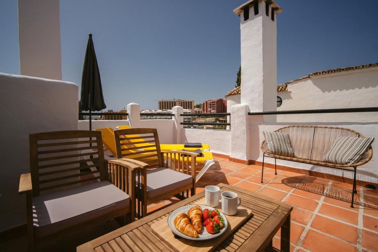 Freshly Renovated, Modern Penthouse Pueblo Evita! Appartement Benalmádena